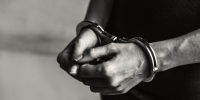 criminal-handcuffs_1.jpg - GorodnaBire.Ru