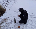 Артиллерийский снаряд обнаружили недалеко от федеральной трассы в Облученском районе ЕАО