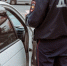 Пнула сотрудника ДПС при задержании пьяная автоледи в ЕАО (ВИДЕО) - ИА Eaomedia.Ru