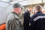 Председатель Городской Думы Сергей Радецкий оценил мастерство студентов из России и Китая на конкурсе в Политехническом техникуме