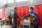 Председатель Городской Думы Сергей Радецкий оценил мастерство студентов из России и Китая на конкурсе в Политехническом техникуме