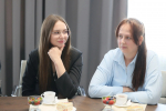 Дальнейшее развитие здравоохранения области обсудила с молодыми медицинскими работниками губернатор ЕАО